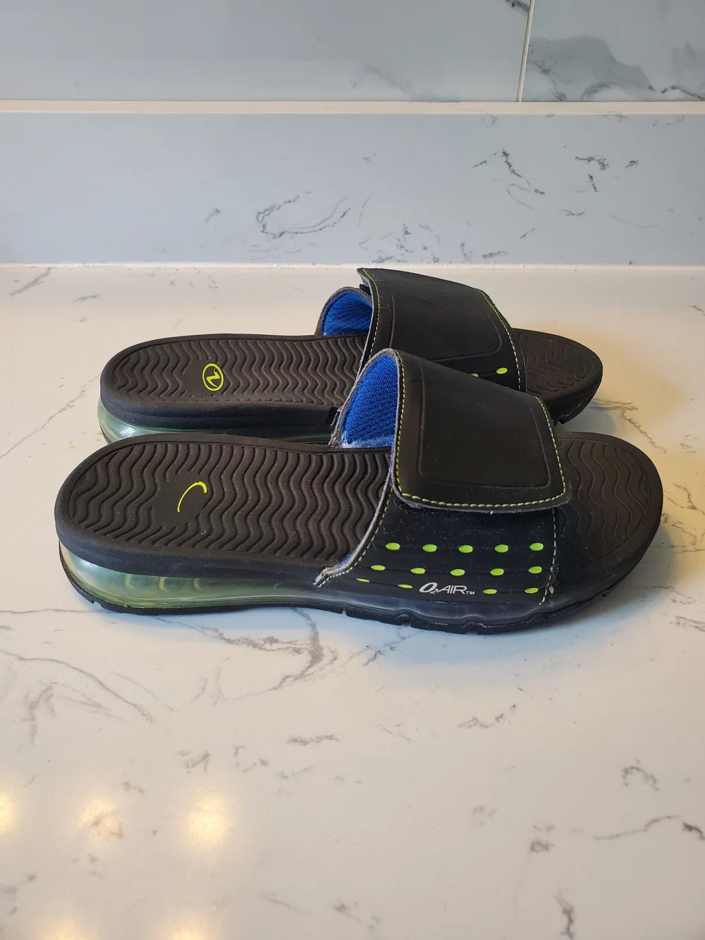 Athletic Works O2 Air adjustable slide Sandals boys size 3/4